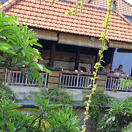 Lotus Tirta Seminyak Hotell Eksteriør bilde