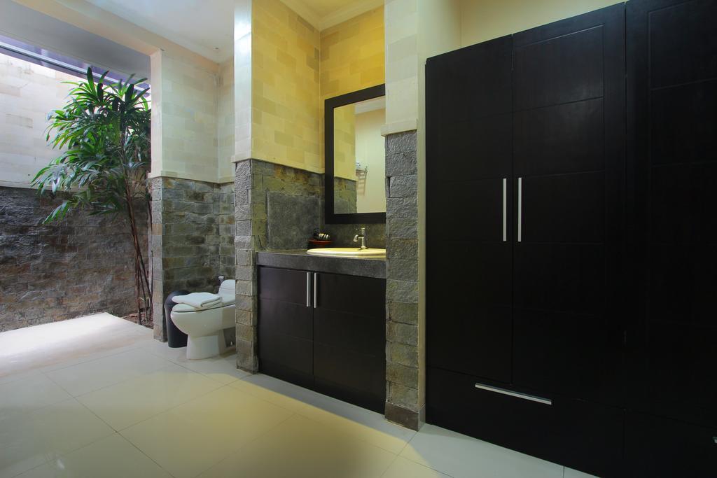 Lotus Tirta Seminyak Hotell Eksteriør bilde