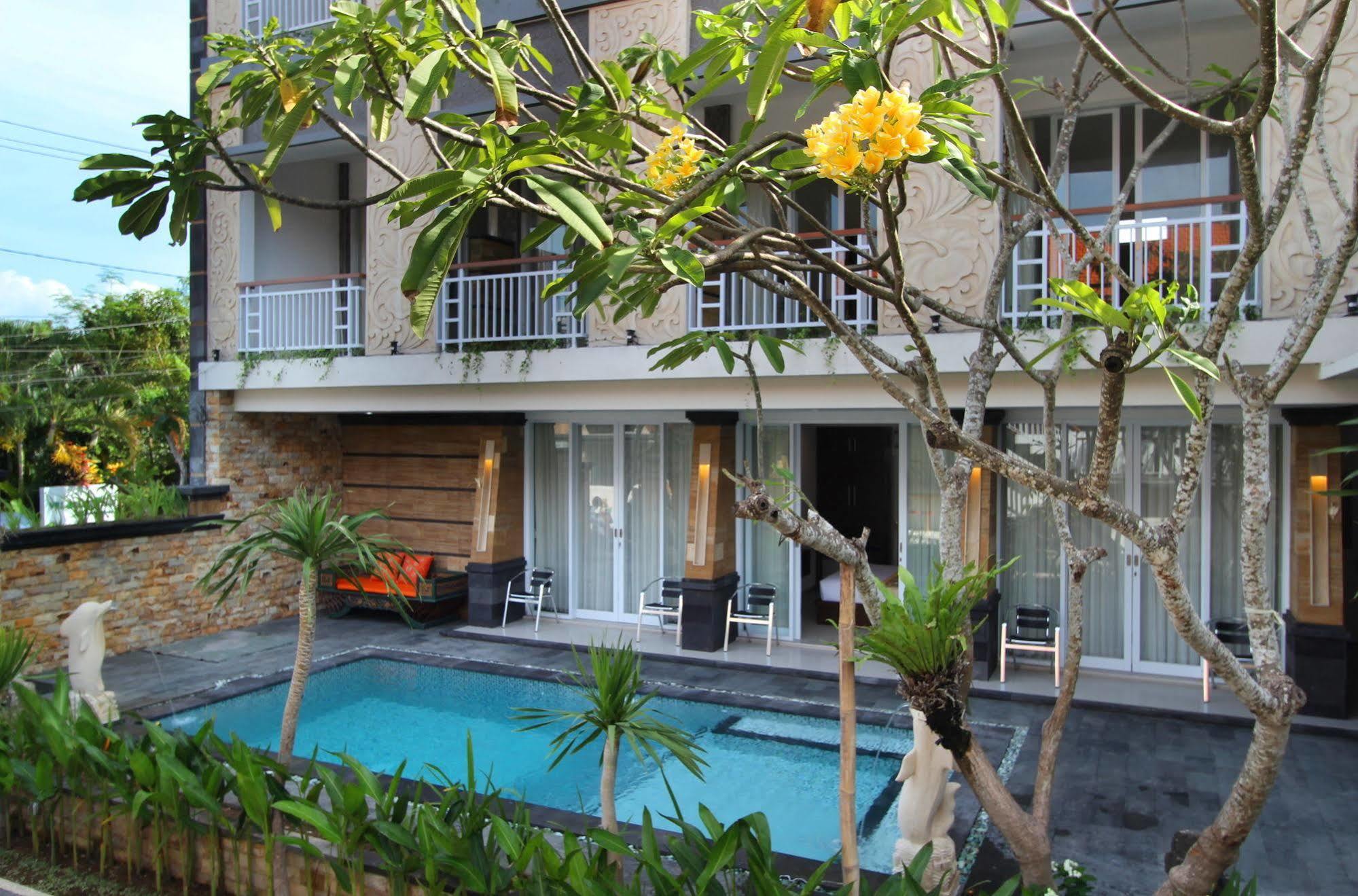 Lotus Tirta Seminyak Hotell Eksteriør bilde